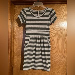 Kiddo by Katie girls, gray striped dress